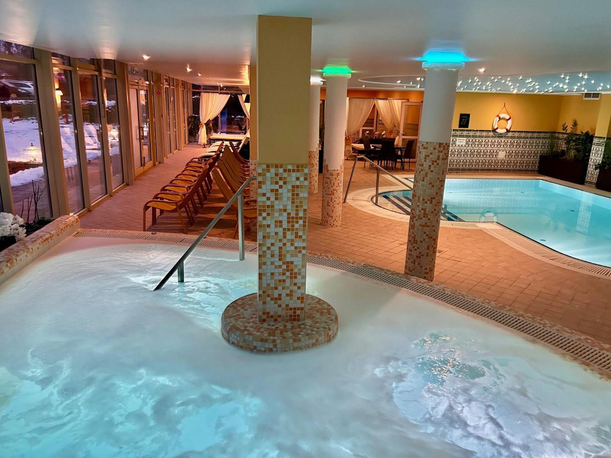 Calimbra Wellness Hotel Superior Miskolc Exterior foto